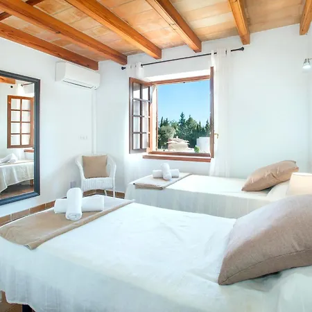 Can Bandera By Vintage Travel