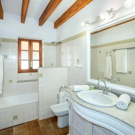 Can Bandera By Vintage Travel Villa *