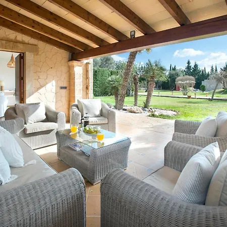 Villa Can Bandera By Vintage Travel *